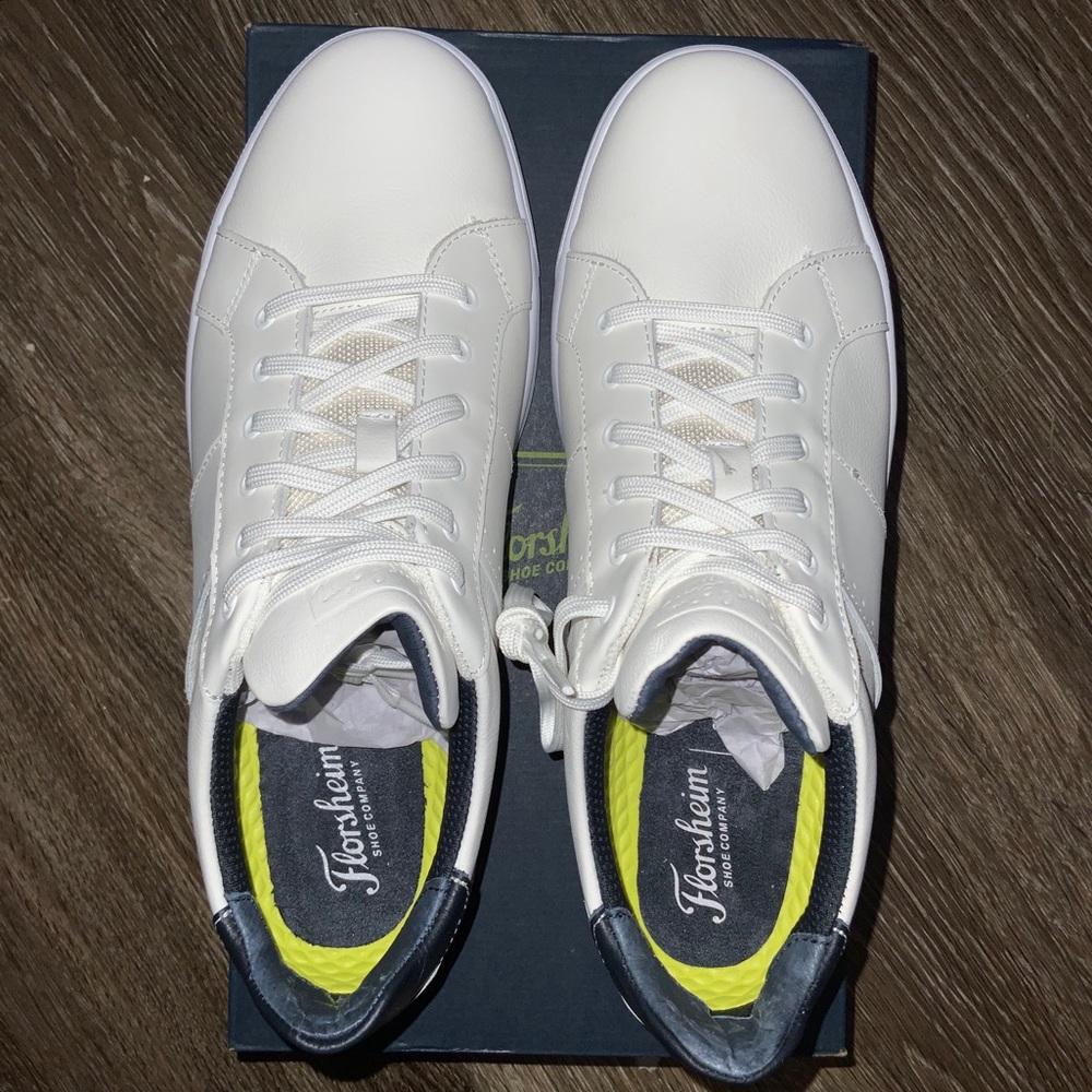 Florsheim Crossover White Leather Men’s-size 9-NWT